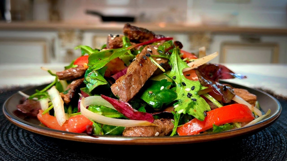 Салат с телятиной