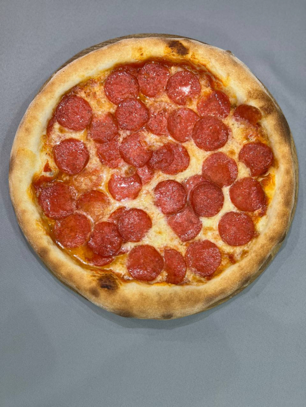 Пицца пеперони